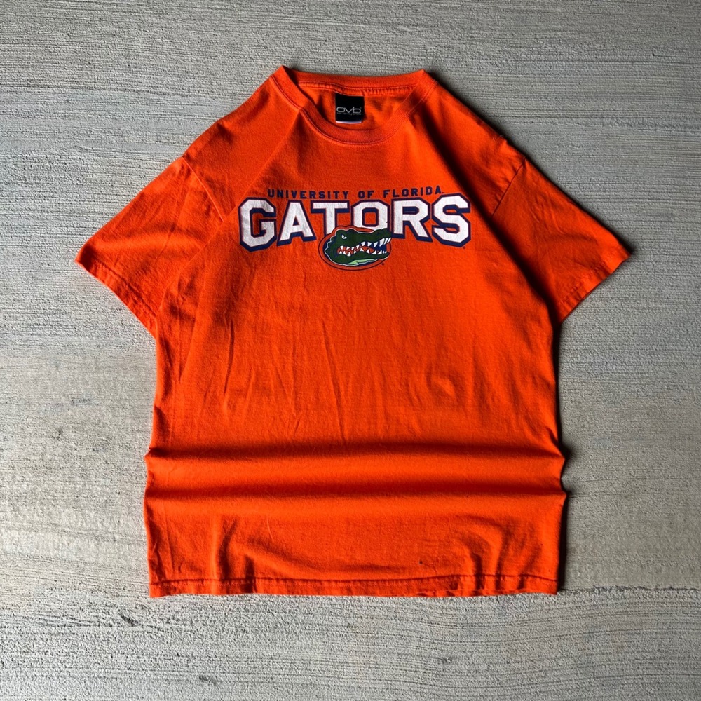 Vintage 2000s University of Florida Gators orange graphic Tshirt